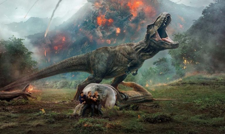 Jurassic World primeggia al box office, Star Wars secondo